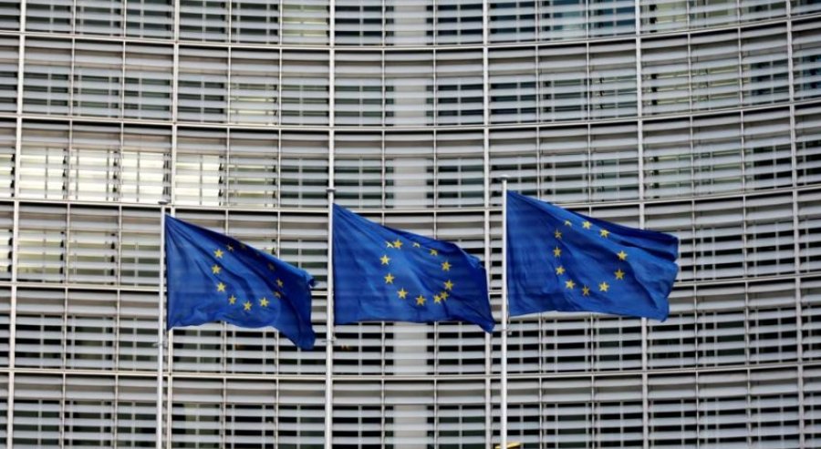 BE-ja reagon lidhur me vizitën e Vuçiç në Moskë