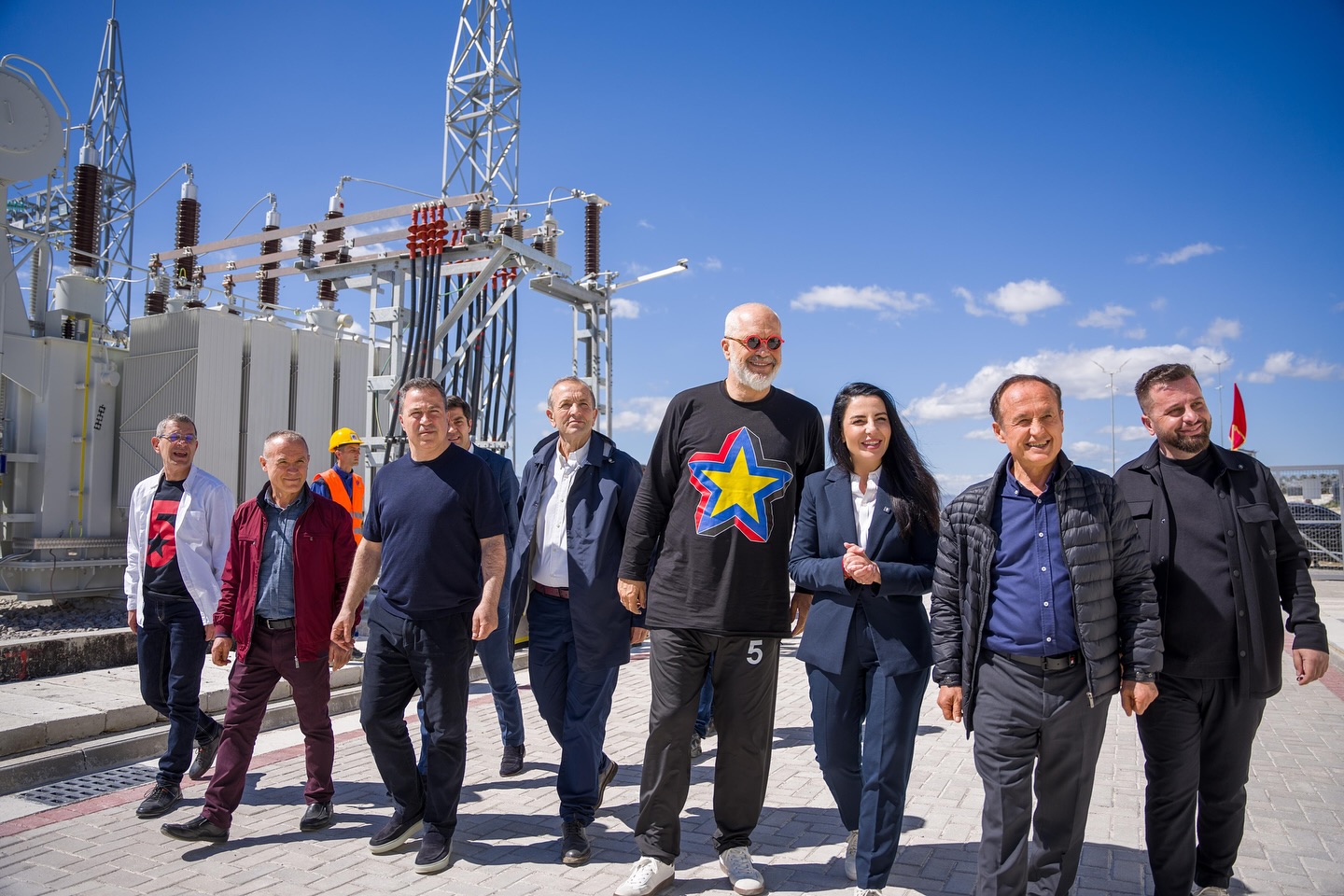 Belinda Balluku poston videon nga vizita në Korçë