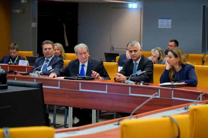 Berisha ankohet për TikTok-un në KE: Rama na e mbylli! Ka instaluar pajisje DPI për të kontrolluar internetin