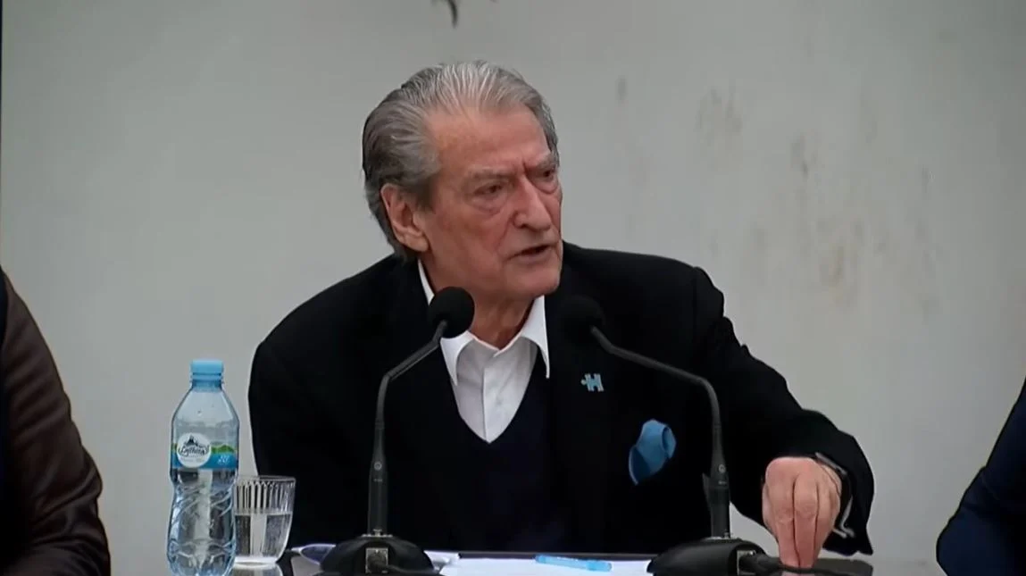 Berisha: BE dha për fermerët 130 mln euro, Rama ua shpërndan ‘xhaçkave’ të tij