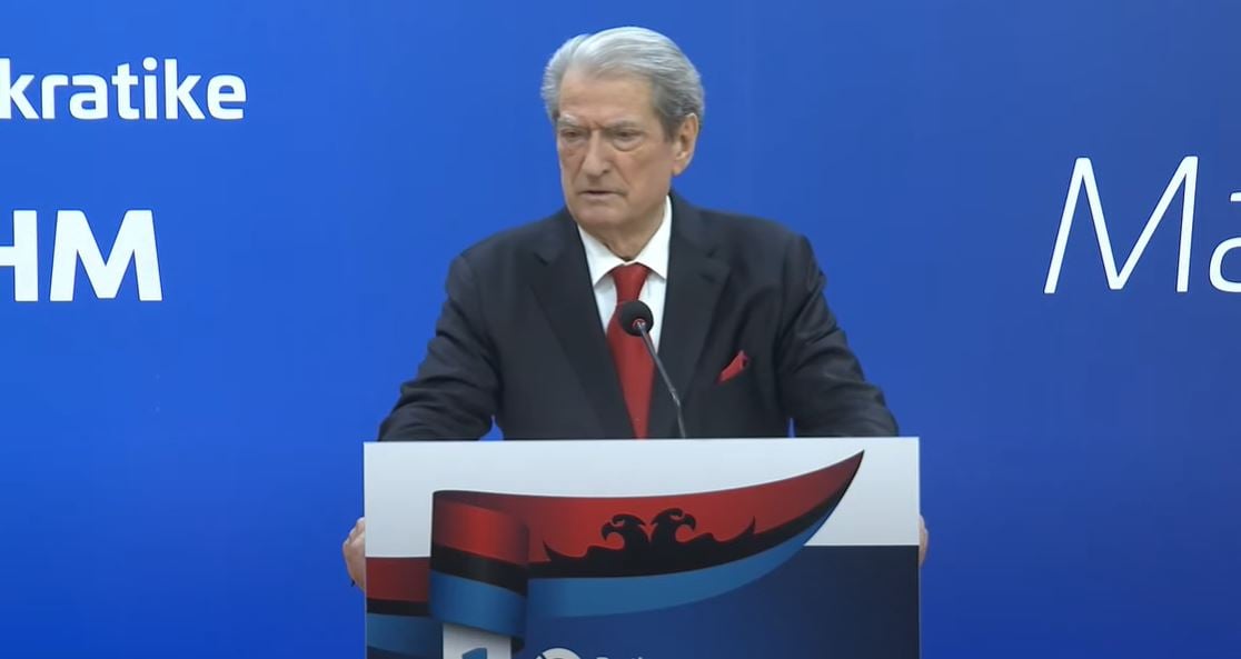 Berisha flet për takimin në KiE: Drejtuesit i anuluan Ramës darkën e planifikuar, nuk ishte i denjë