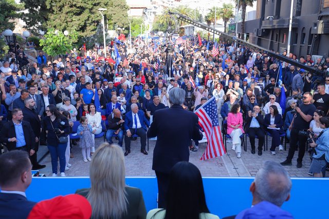 Berisha i drejtohet Ramës: Tokat në Gjipe nuk janë të tuat o hajdut, keni patur vetëm 5 dhi e 4 dele