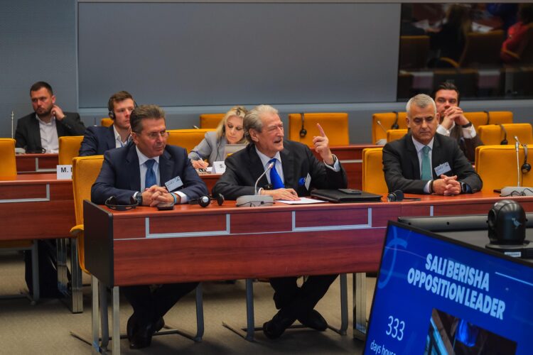 Berisha me grupin konservator në KE: Fatkeqësisht vendi im është i vetmi shtet narkodikaturë në Europë