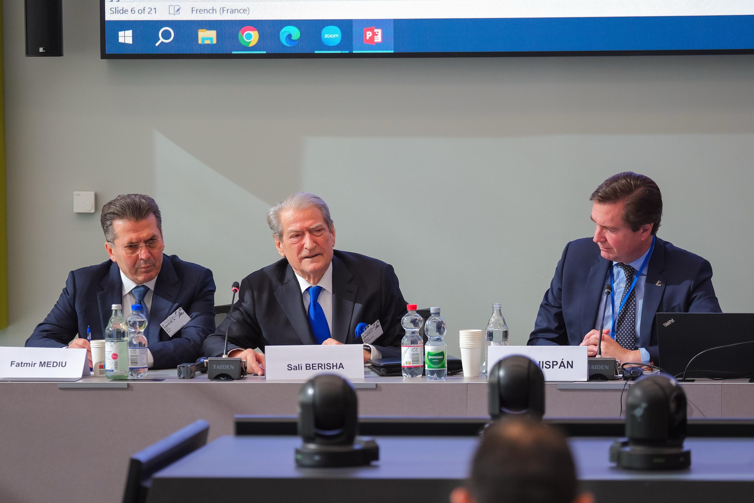 Berisha në Strasburg, merr pjesë në mbledhjen e PPE-së, akuza Ramës: Burgosi liderët e opozitës që të fitojë mandatin e katërt