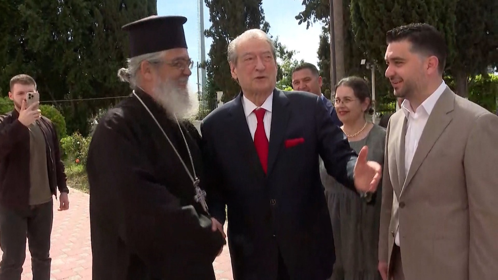 Berisha: Opozita u ringjall! Kreu i PD premton dyfishim të fondeve për komunitetet fetare