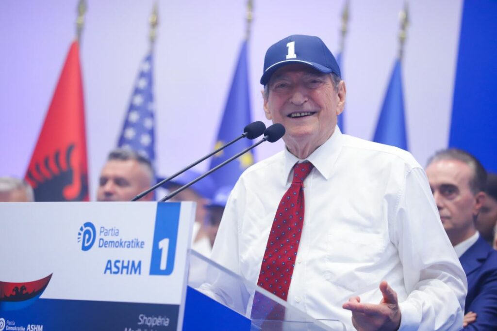 Berisha: Pensionistët marrin më pak seç paguan gjermani për një qen apo mace shtëpie