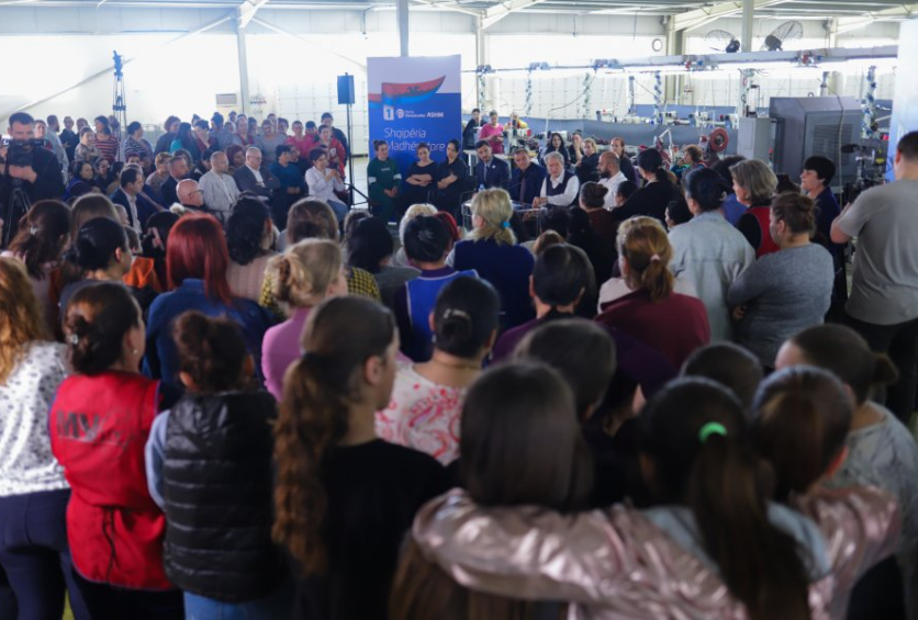 Berisha: Rënia e euros me 35%, do të krijojmë një bord për ti kompesuar eksportuesëve zhvleftësimin e euros