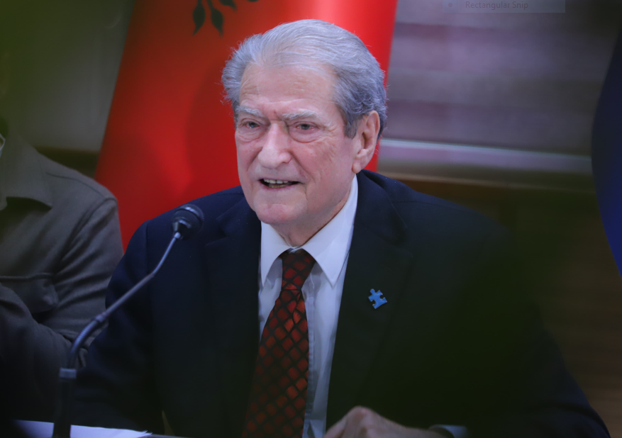 “Berisha, roja e varrezave të PD-së”/ Gumeni: Ja këshilla ime për Adriatik Lapajn dhe Agron Shehajn