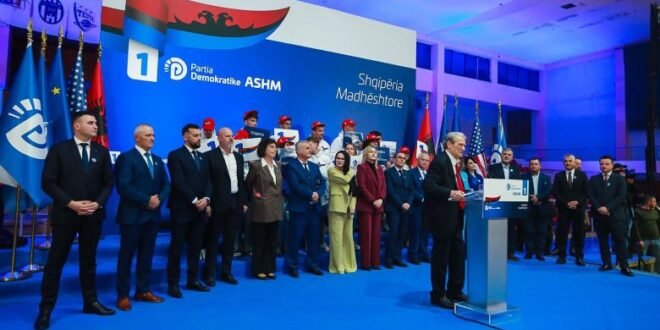 Berisha: Sot nga Vlora paralajmëroj çdo bandit se po u implikuat me votat do të cilësoheni grupe terroriste!