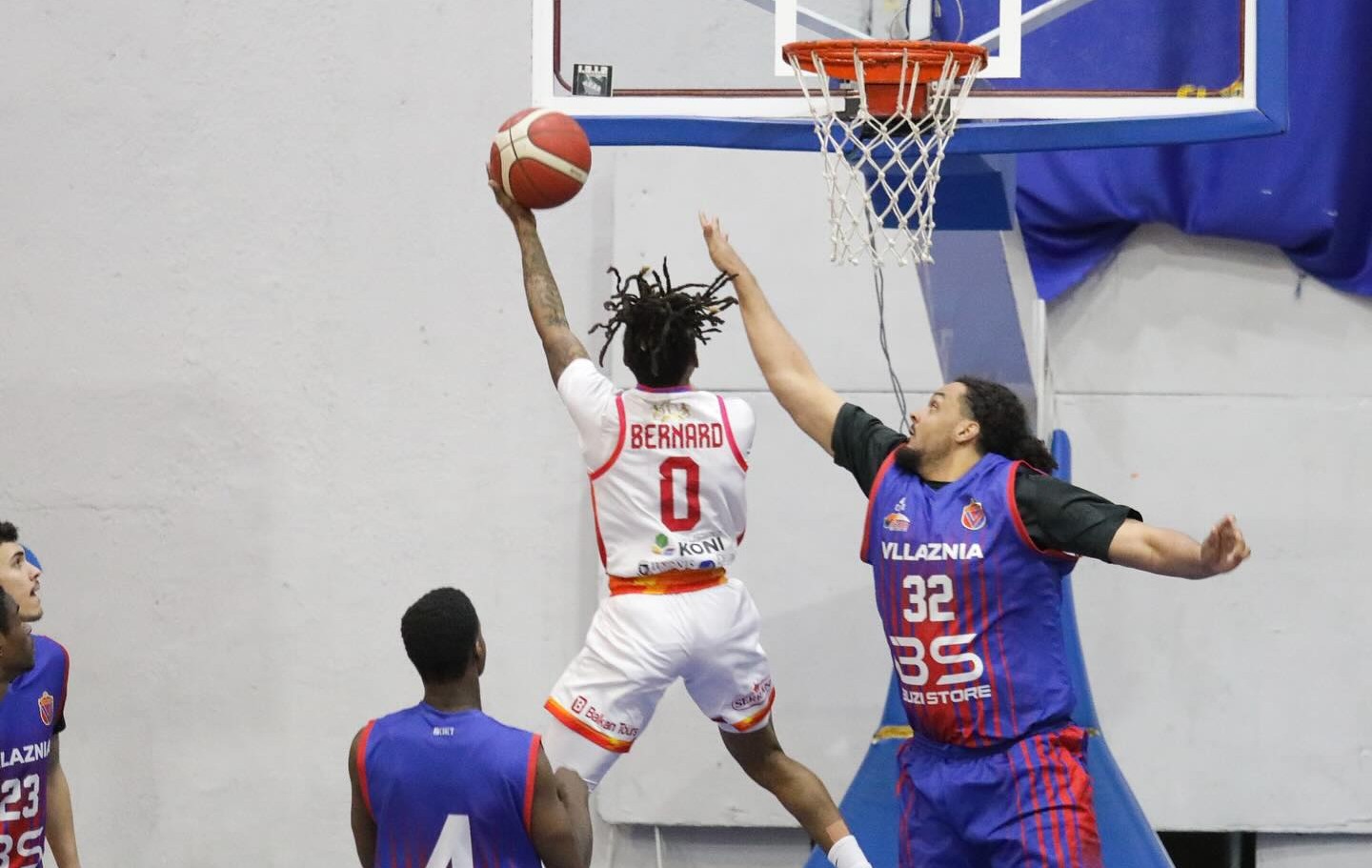 Besëlidhja një fitore larg finaleve play off, Apolonia mund Teutën dhe barazon serinë