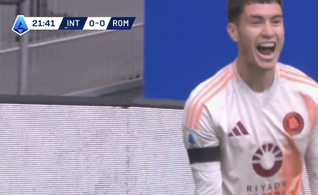 Bie heshtja në “San Siro”, Roma kalon në avantazh (video)