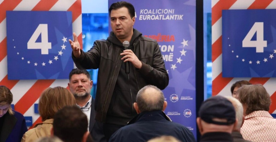 BIRN: “Euroatlantikët”, përpjekje e Bashës për të qëndruar në politikë, pa ide të reja dhe vizion