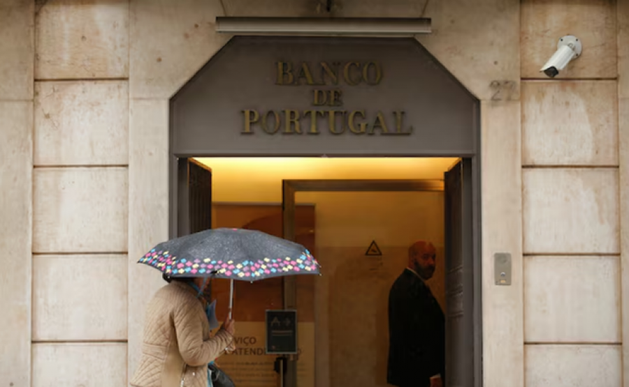 Blerja e shërbimeve të IT-së/ Policia portugeze bastis zyrat publike, përfshirë bankën qendrore