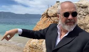 Bregdeti/ Raporti: S’ka strategji për menaxhimin e integruar, plazhet publikë s’kanë përparësi