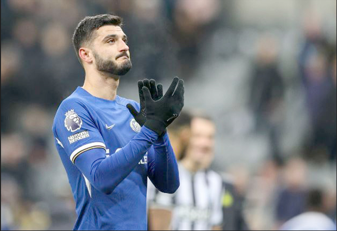 Broja mund të kthehet fuqishëm në fundsezoni, trajneri Mojes e beson shqiptarin