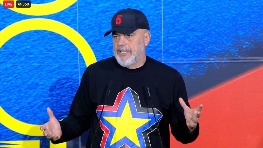 “Bufit i fiket llampa tre herë në ditë kur flet”/ Rama sulmon kreun e PD nga Kavaja: E hëngri kandidatin më të votuar të primareve