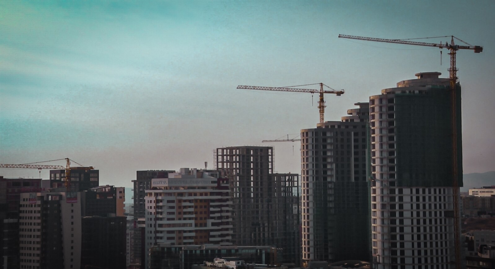 Çmimi nuk zbret, ndërtimi nuk ndalet: Kosova me mbi 180 mijë banesa bosh