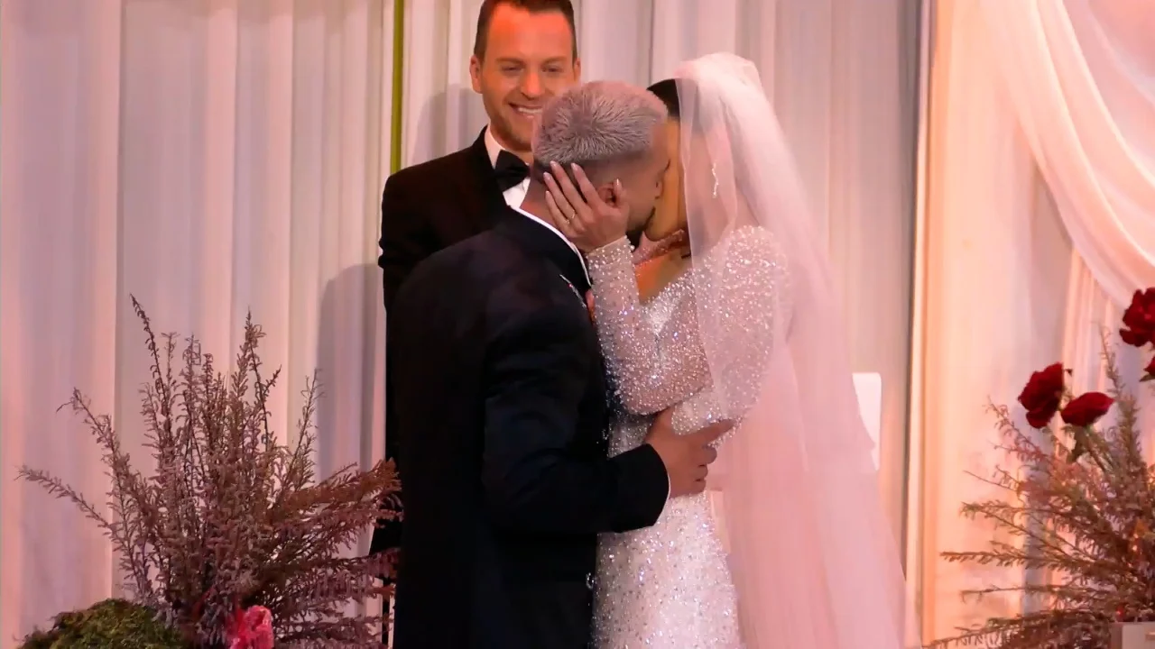 Dasmë në Big Brother VIP! Të ‘kurorëzuar’ nga Ledion Liço, Gjesti dhe Egli i thonë ‘PO’ njëri-tjetrit