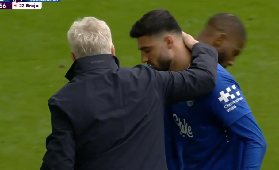 David Moyes “dashurohet për herë të dytë” dhe Armando Brojën e quajnë lojtarin më të dobët të ndeshjes, ja se çfarë po ndodh me sulmuesin tonë