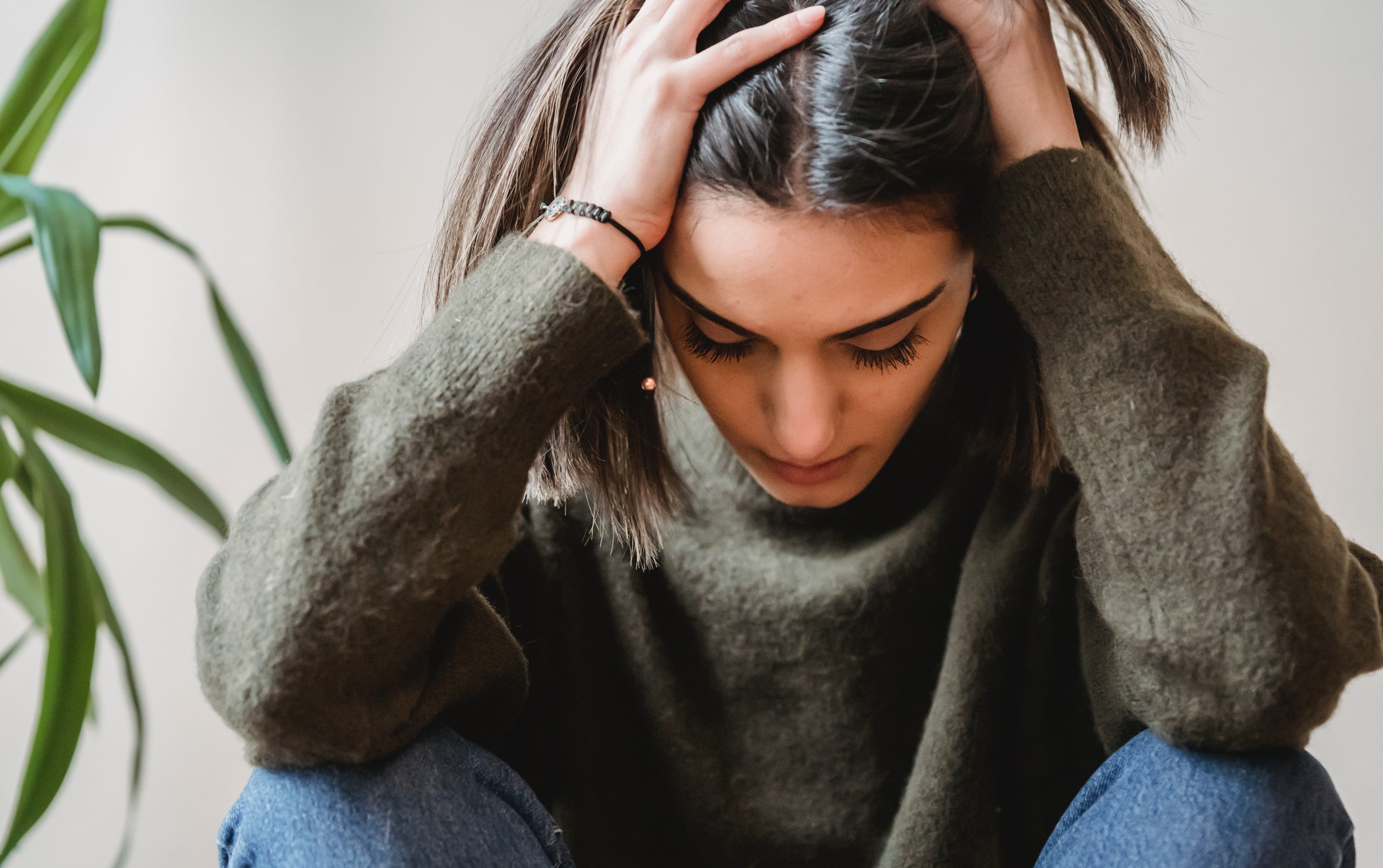 Dëmet që Shkakton Migrena në Trup – Përveç Dhimbjes së Kokës