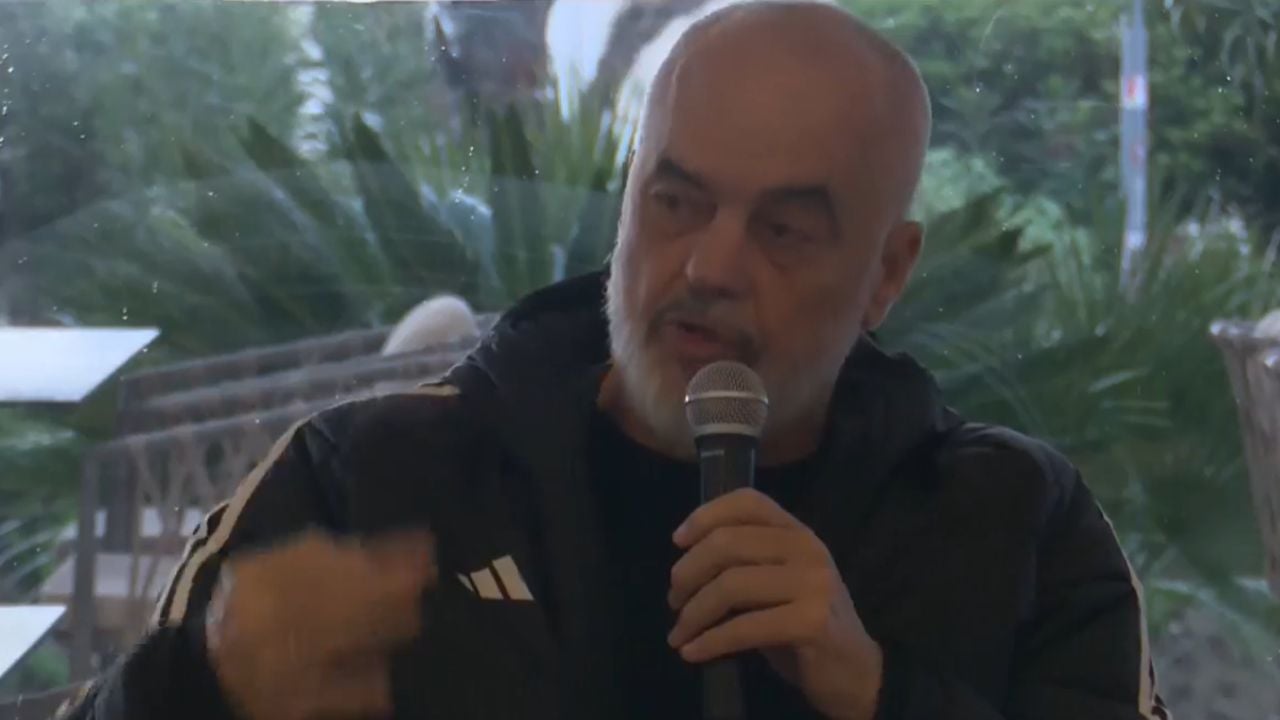 “Dikur hoteleve u vendosnin emrat e çunit apo vjehrrës”/ Rama me turoperatorët në Durrës: Ka përmirësime, por jemi akoma në moment të brishtë