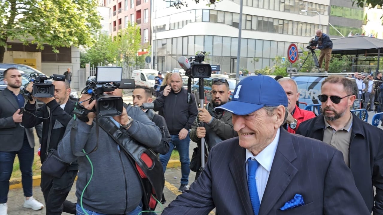 Dosja ‘Partizani’, Sali Berisha paraqitet në SPAK për masën ‘detyrim paraqitje’