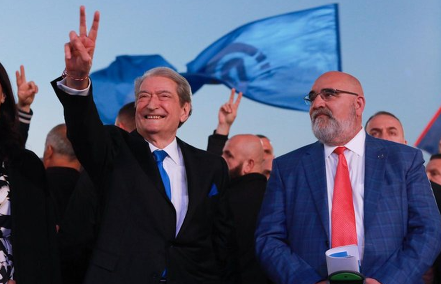 Drejtuesi i fushatës së demokratëve, Chris Lacivita takim online me kandidatët e PD