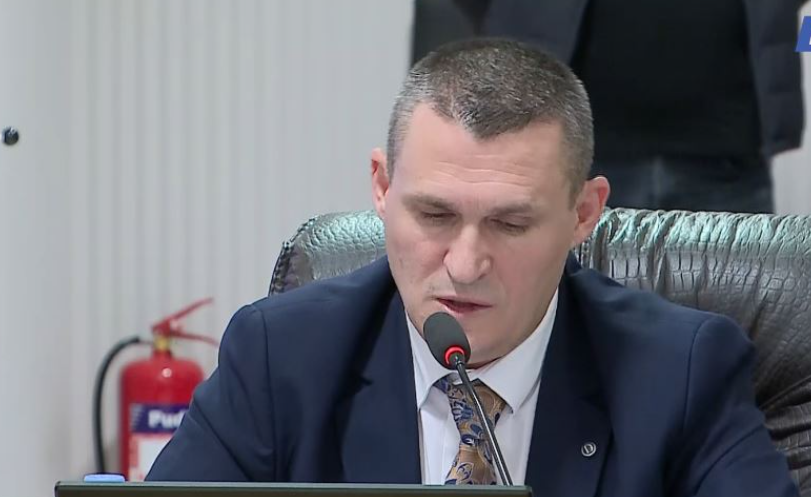 Dumani raporton: 33 zyrtarë të lartë nën hetim, 19 prej tyre janë dërguar në gjykatë