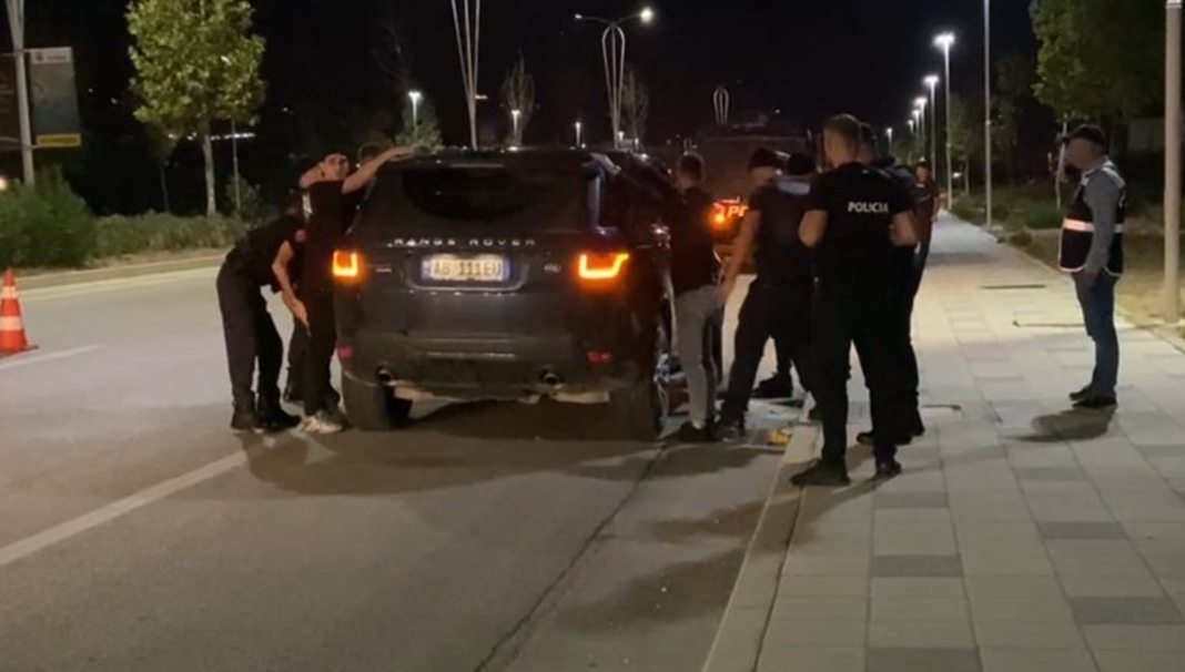 Dy atentate/ Një i vrarë, 4 të plagosur, asnjë i arrestuar (Pistat)