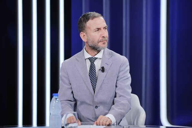 “Dyshohet se ka marrë pjesë një grup me 16 vetë”, Sokol Bregu jep detaje të atentatit me 4 të plagosur në Shkozë