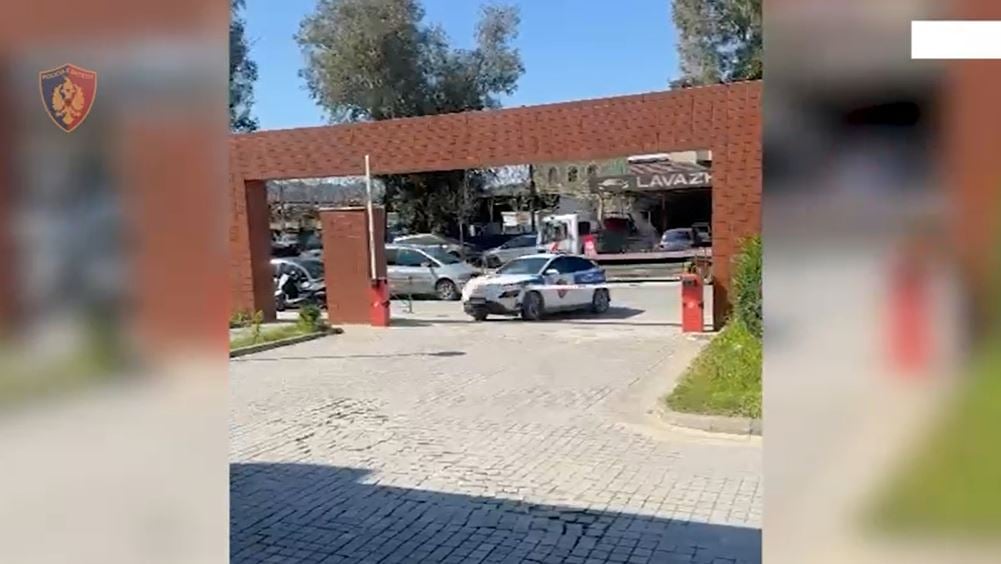 E dhunuan dhe më pas i morën automjetin, arrestohen 2 vëllezërit në Tiranë, zbardhet ngjarja