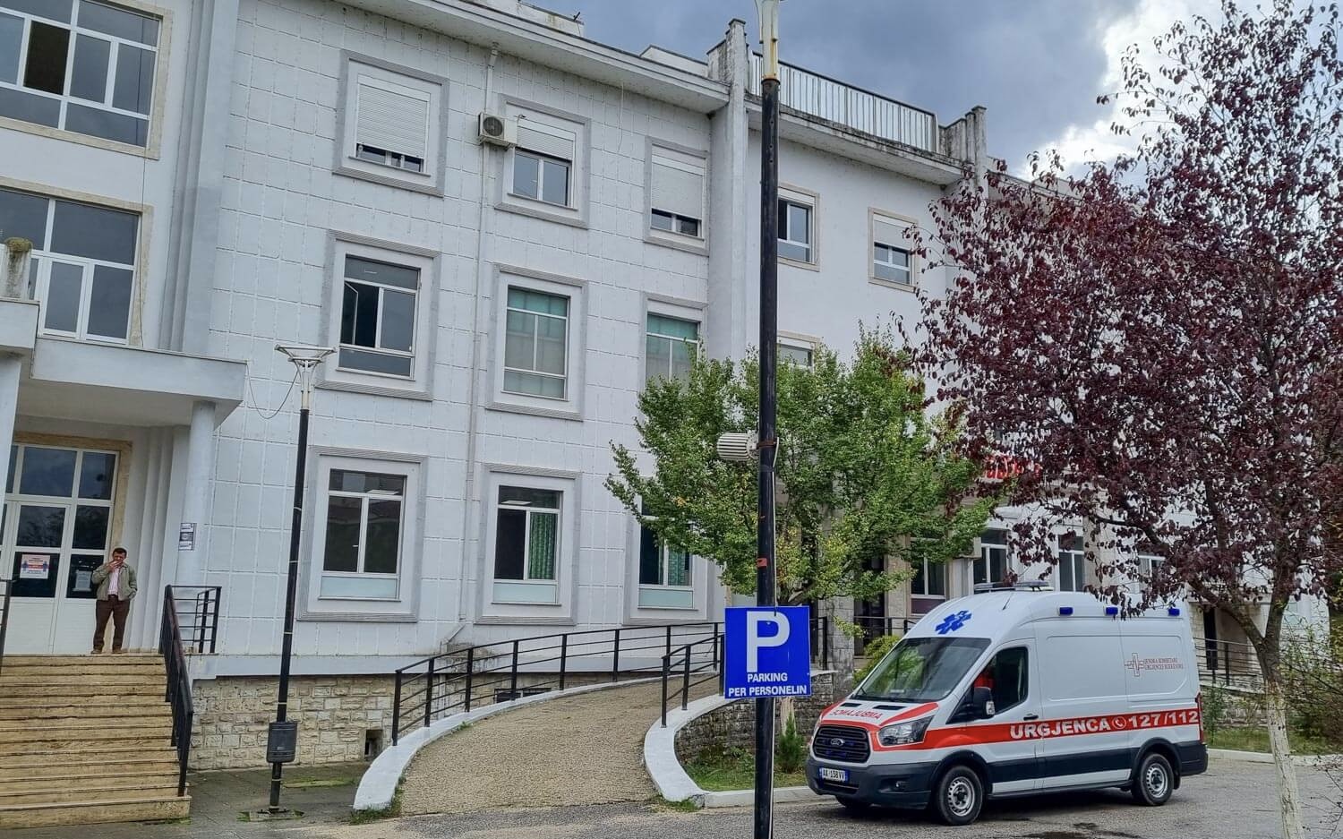 E rëndë në Gjirokastër, 17-vjeçari vetëvritet dy muaj pas Irsa Muçollarit! Të dy nxënës të së njëjtës shkollë! U trajtua edhe nga psikologia e gjimnazit, nisin hetimet