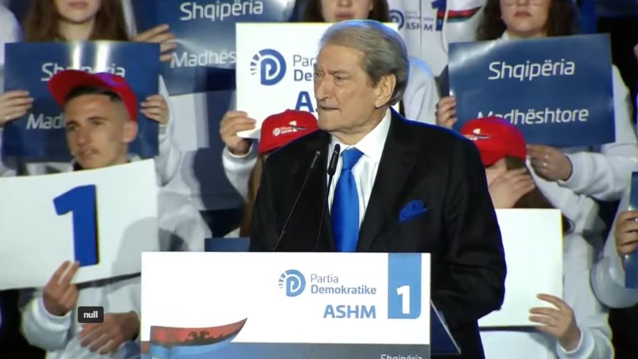 “Edi Rama, sonte e ke të vështirë natën”, Berisha në çeljen e fushatës: Jemi ringritur si feniksi për të shkuar drejt fitores