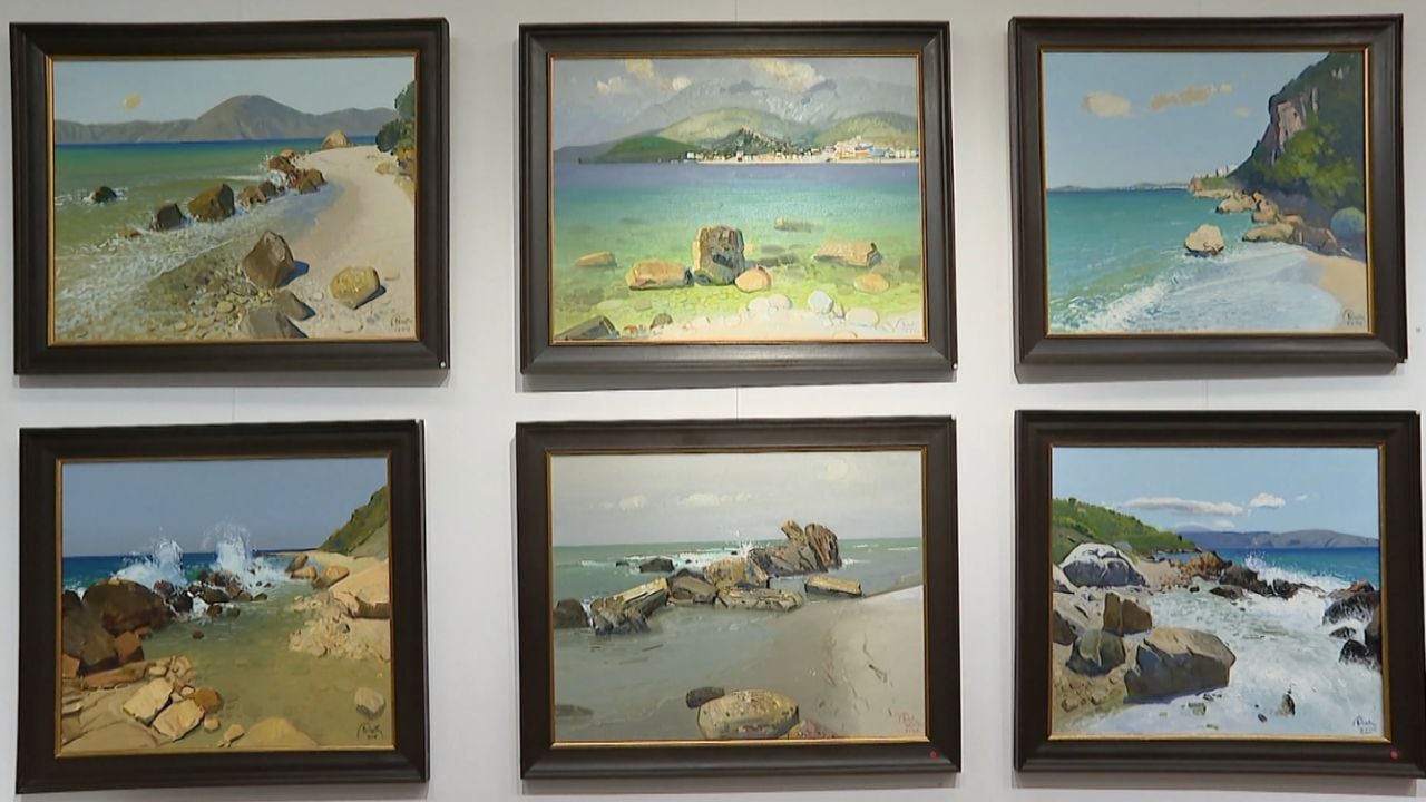 Ekspozita Adriatiko Joniane! Nga Shëngjini në Himarë, piktori Pashk Përvathi zbulon 50 peizazhe me temën e detit