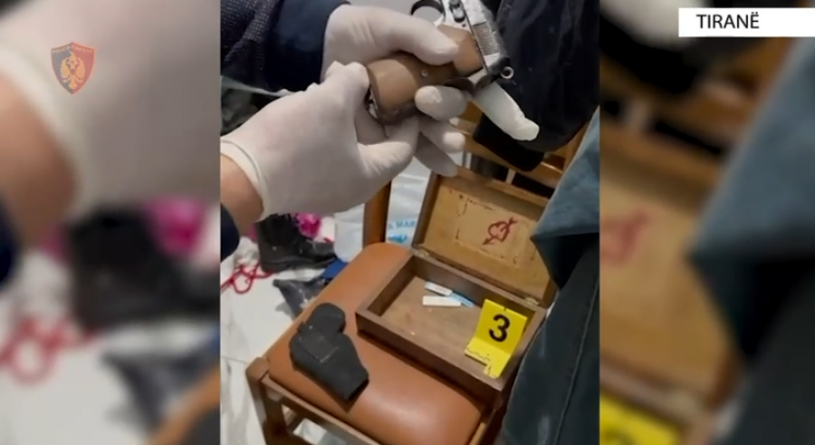 EMRI/ Sekuestruan armë dhe municion, arrestohet 41-vjeçari në Tiranë