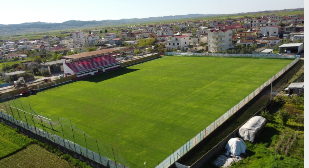 Euro U-17 2025/ Federata e Futbollit vijon me investimet në disa terrene stërvitore, përmirësohet fusha e stadiumit të Luzit