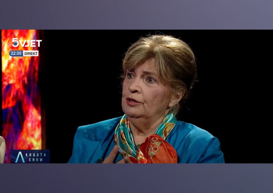 ‘Filli është komunikimi’/ Zana Harxhi: Anglishtja që transmetoja tek studentët i jepte dritë kohës së errët të diktaturës