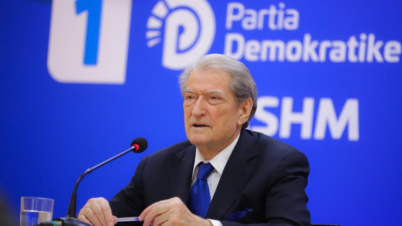 “Fitojmë si në 1992”, Berisha: Sondazhet tona tregojnë se në zgjedhje të lira fitimtar absolut është PD