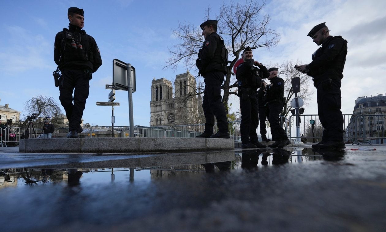 Francë, Parisi dëbon 12 punonjës të konsullatës algjeriane