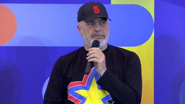 Fushata Elektorale/ Kryeministri Rama takim me qytetarët në Burrel