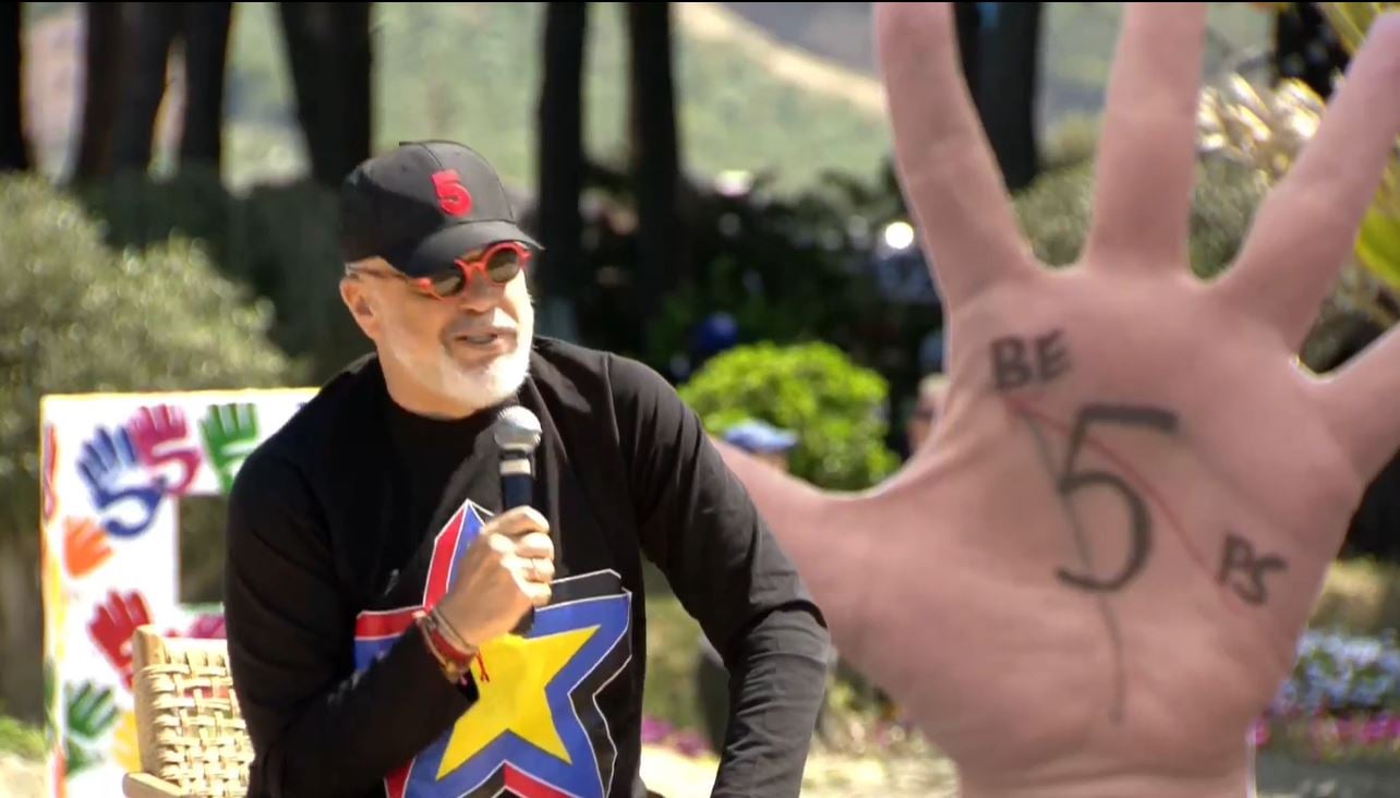 “Gjithë ky zdap, siç më kishte bërë nëna, 2 metra”, Rama tregon si i publikuan kundërshtarët foton nudo: Pandi u mbulua me jorgan, s’doli nga shtëpia! Qante hallet me nënën time