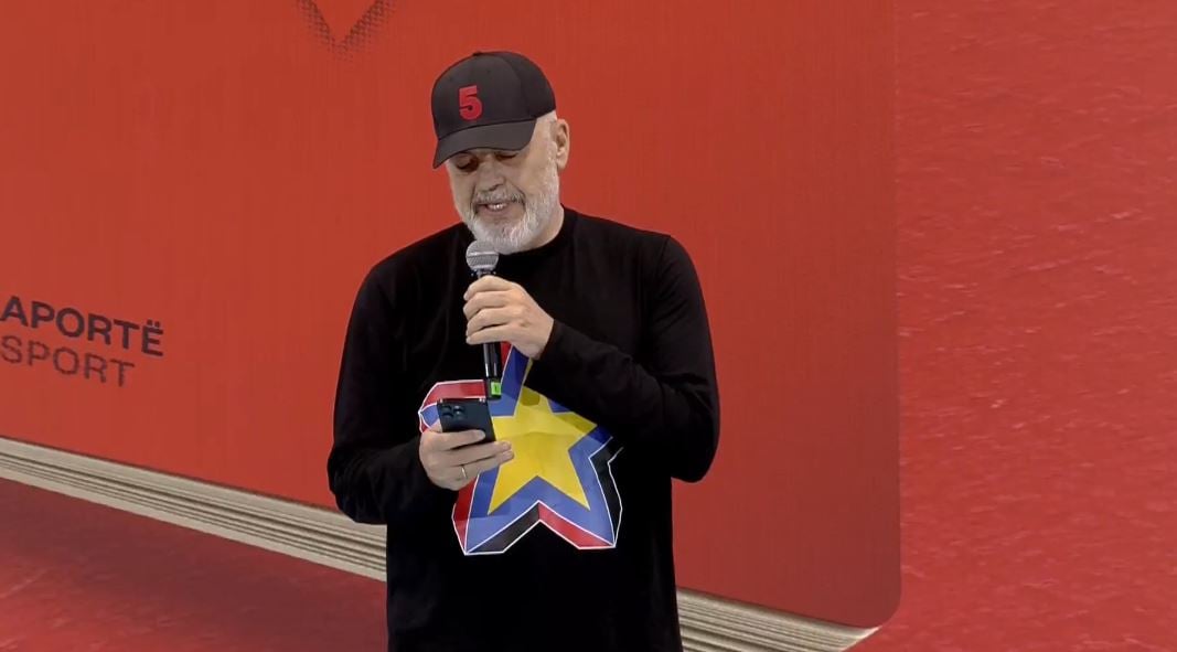 “Gratë demokrate të marrim peng burrat”, Rama ka një kërkesë nga Dibra për socialistet: Kujdes kunatat, janë të rrezikshme… I love You