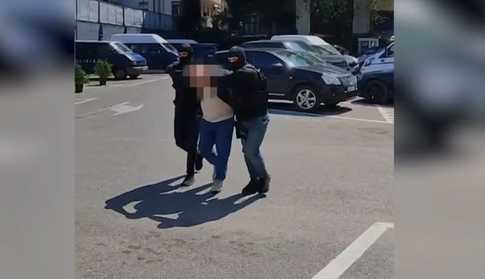 Grup kriminal dhe trafik droge/ I shpallur në kërkim ndërkombëtar nga Italia, arrestohet 45-vjeçari me dy identitete