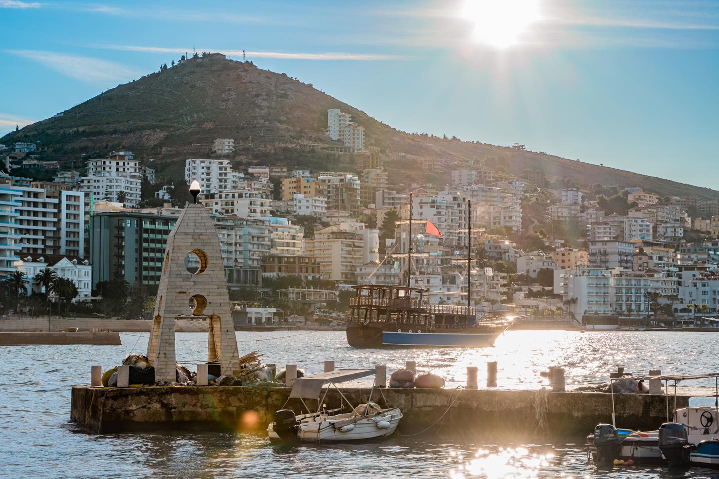 Hotele, resorte, dhe nën/stacione elektrike, ja lejet për ndërtime që KKT miratoi për Sarandën