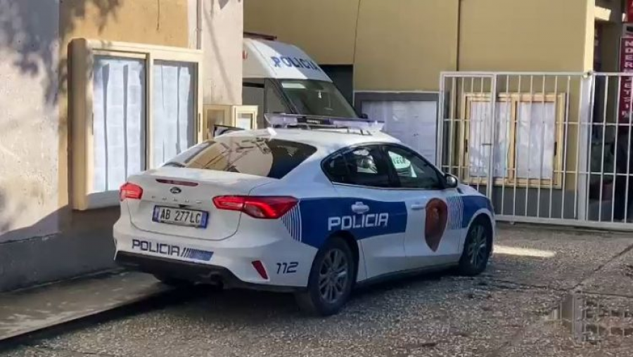 I shkuan për ndihmë, 39-vjeçari godet shërbimet e urgjencës në Durrës