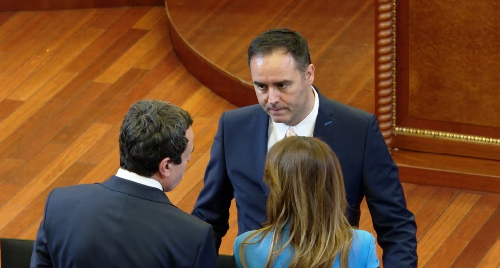 IKD: Anëtarët e Qeverisë pas betimit si deputetë s’mund të ushtrojnë detyra ekzekutive