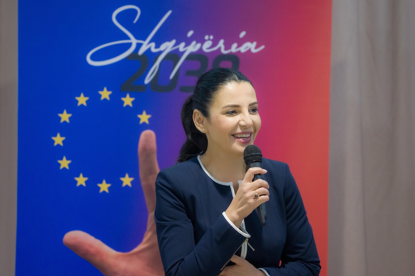 “Infrastruktura kolona bazë”, Balluku: Kemi 40 kantiere të hapura në të gjithë vendin