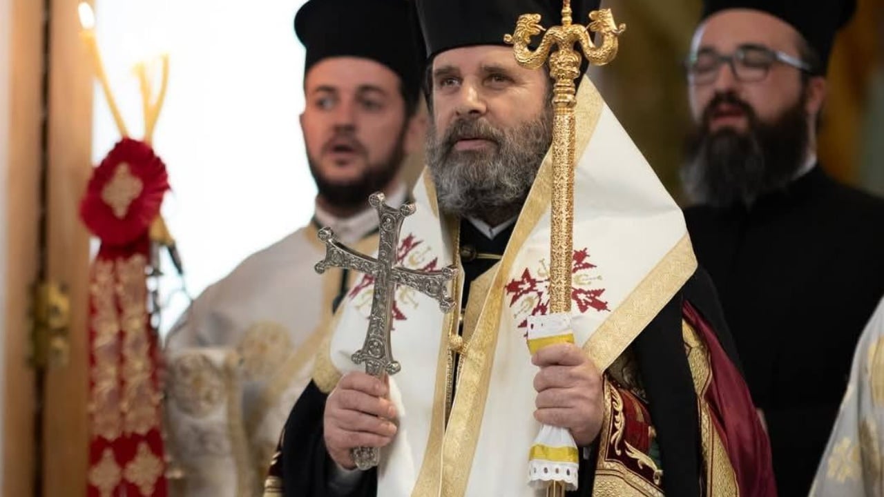 Intervistë për mediat greke, Kryepeshkopi Joan Pelushi kujton Janullatosin: Ngriti kishën shqiptare nga rrënojat, personaliteti i tij…