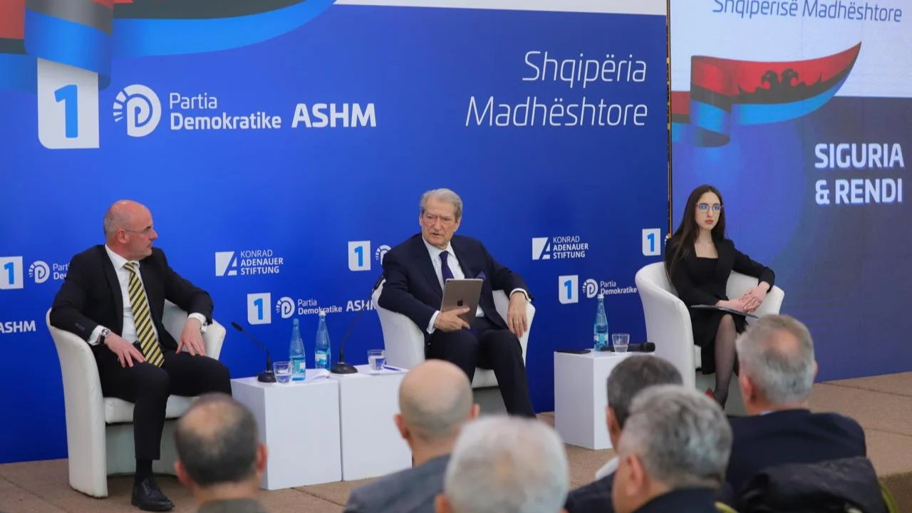 “Ka ministra që janë marrë me porosi vrasjesh”/Berisha: Vetë kryeministri është një padrino që…