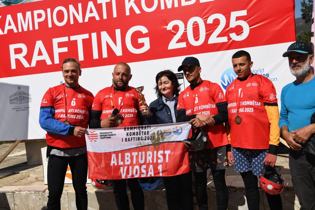 Kampionati i Rafting në Vjosë: Adrenalinë dhe turizëm në zemër të Përmetit